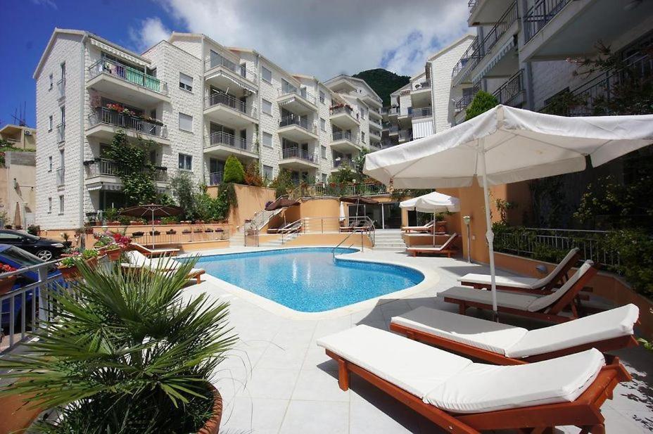 Petrovac Bay Monte Apartment Ngoại thất bức ảnh