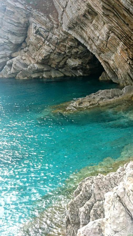 Petrovac Bay Monte Apartment Ngoại thất bức ảnh